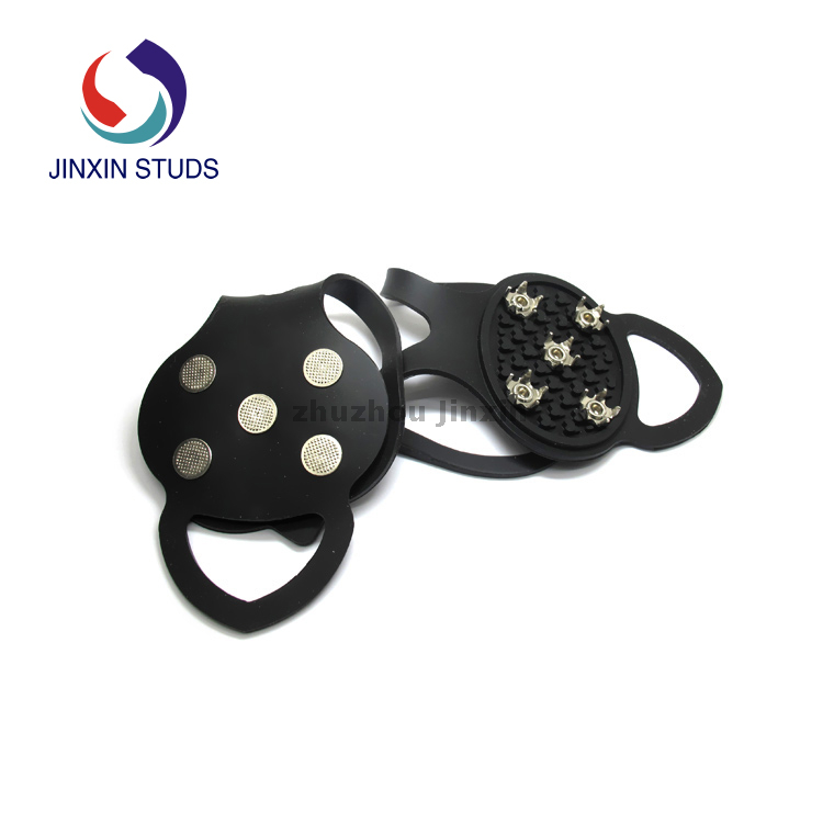 ทนทานฤดูหนาวหิมะ 5 ฟันน้ำแข็งโกงซิลิโคนน้ำแข็ง Grip Spikes สำหรับรองเท้าเดินป่า
