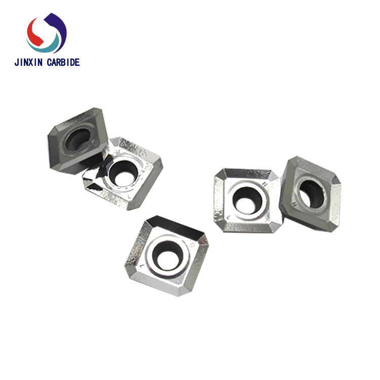 เหตุใดใบมีดเซรามิกโลหะจึงเหมาะอย่างยิ่งสำหรับการแปรรูปเหล็กกล้าไร้สนิม