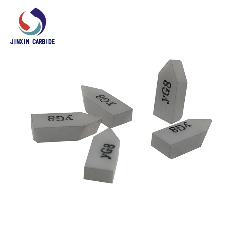YG8 C116 เม็ดมีดประสานทังสเตนคาร์ไบด์สำหรับ CNC และเครื่องกลึงธรรมดา